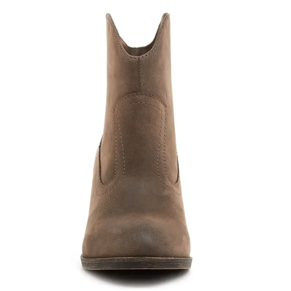 Rocket Dog Soundoff Vintage Worn Boots 10 NWT Tan Gray Western Heel Ankle Bootie